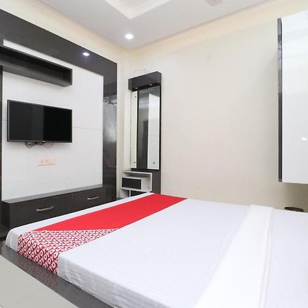 Oyo 29637 Hotel Kakkar Ludhijána Exteriér fotografie