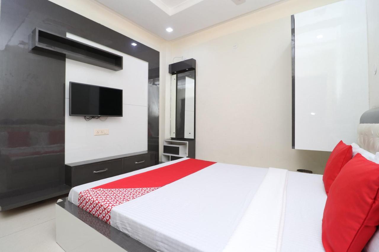 Oyo 29637 Hotel Kakkar Ludhijána Exteriér fotografie